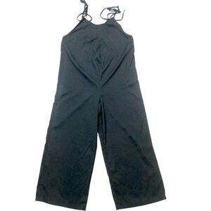 SHEIN Black Halter Wide-Leg Jumpsuit